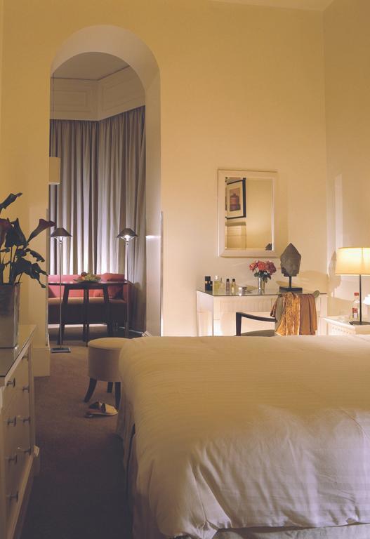 Kensington House Hotel Londra Oda fotoğraf